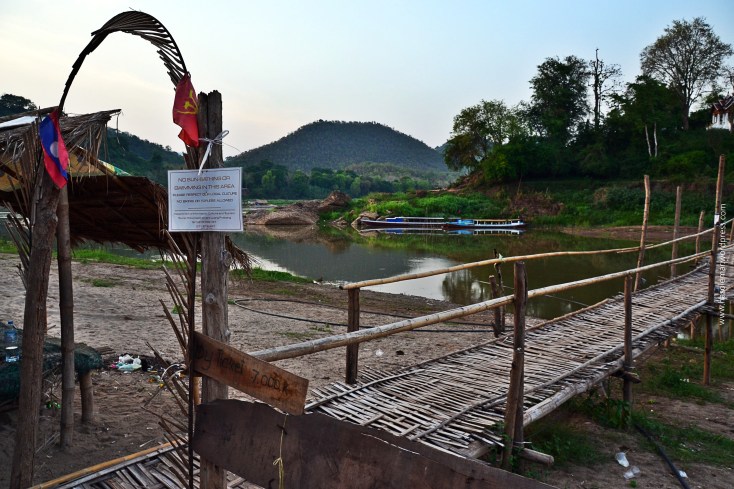 Ponte de Bambu no Rio Mekong