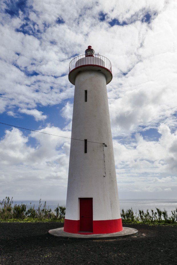 P1030449_edited-farolnovo