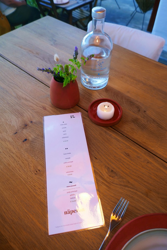 Menu, Restaurante Naperon